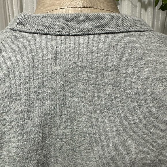 Everlane Heather Gray Crewneck - Picture 3 of 6
